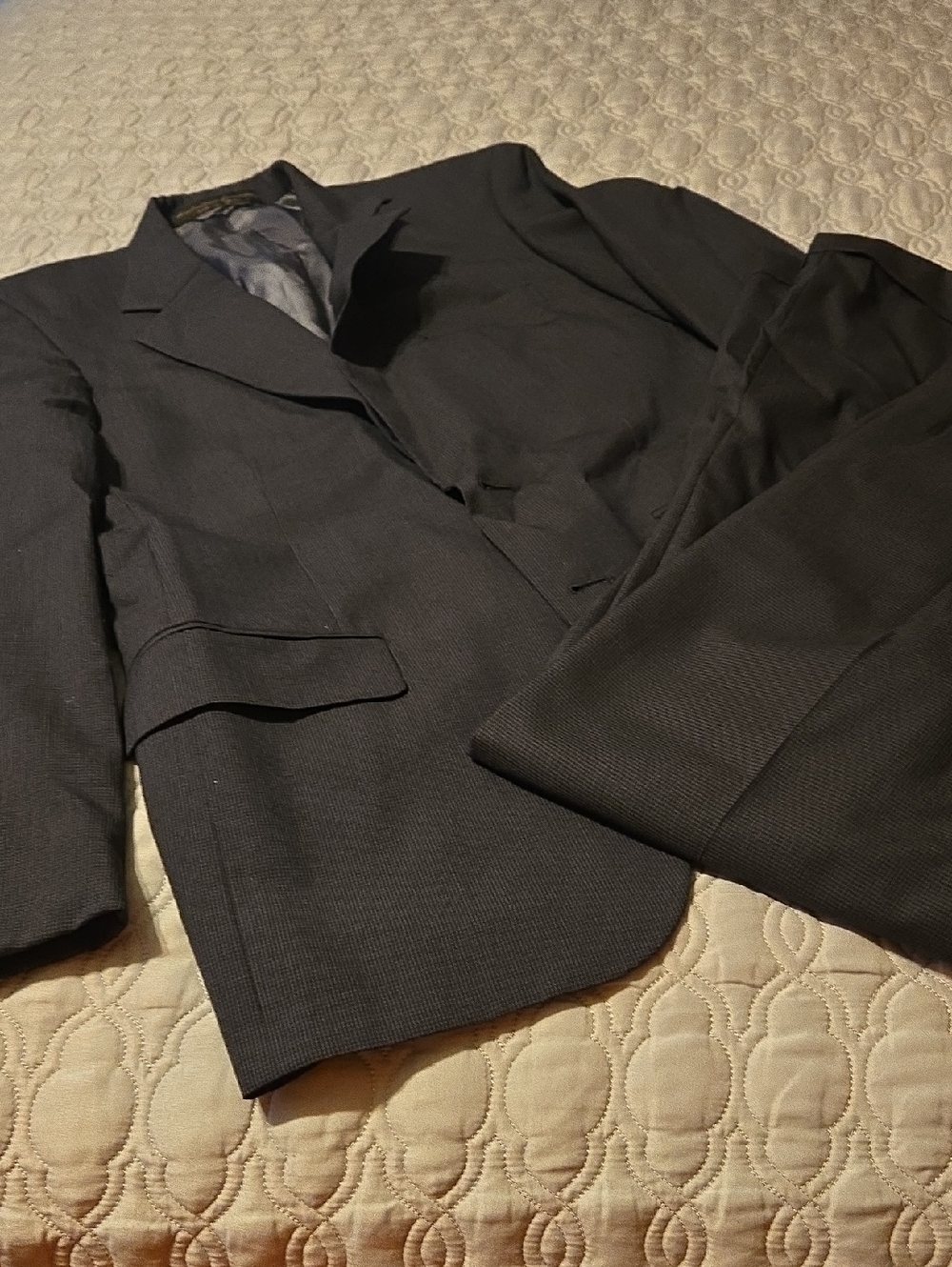 Classic Men's Black and Charcoal Wool Suit Jacket and Pants